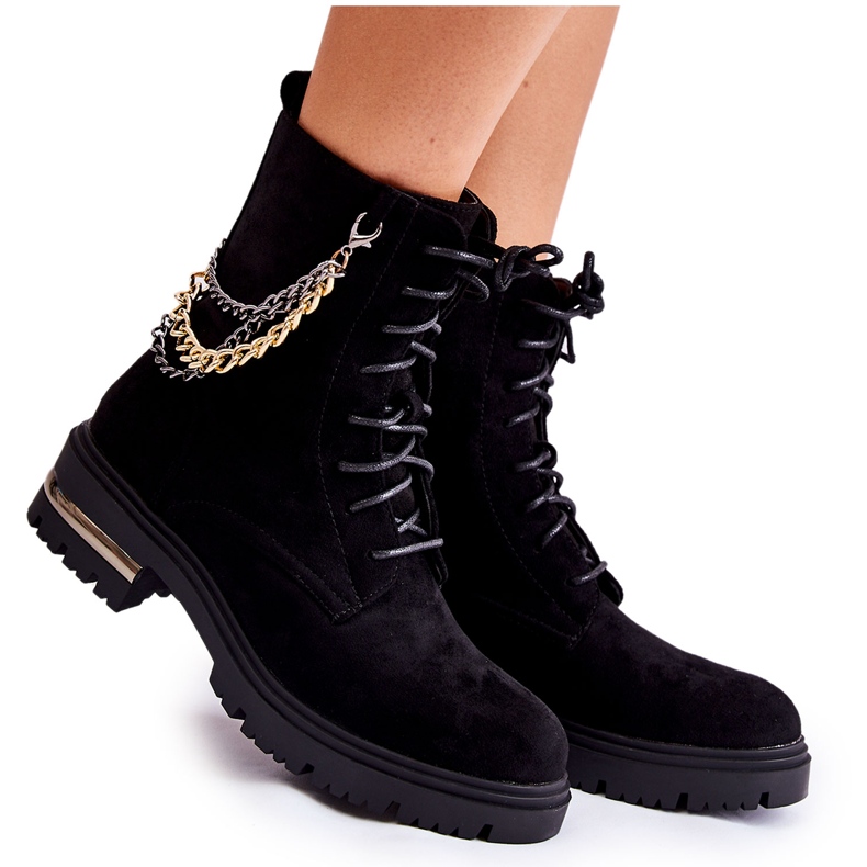 Warme Stiefel aus schwarzem Sorita-Wildleder mit Kette