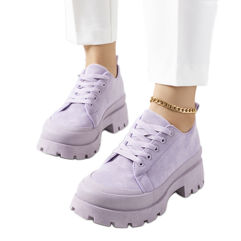 BM Lila Turnschuhe auf der Dearth-Plattform violett