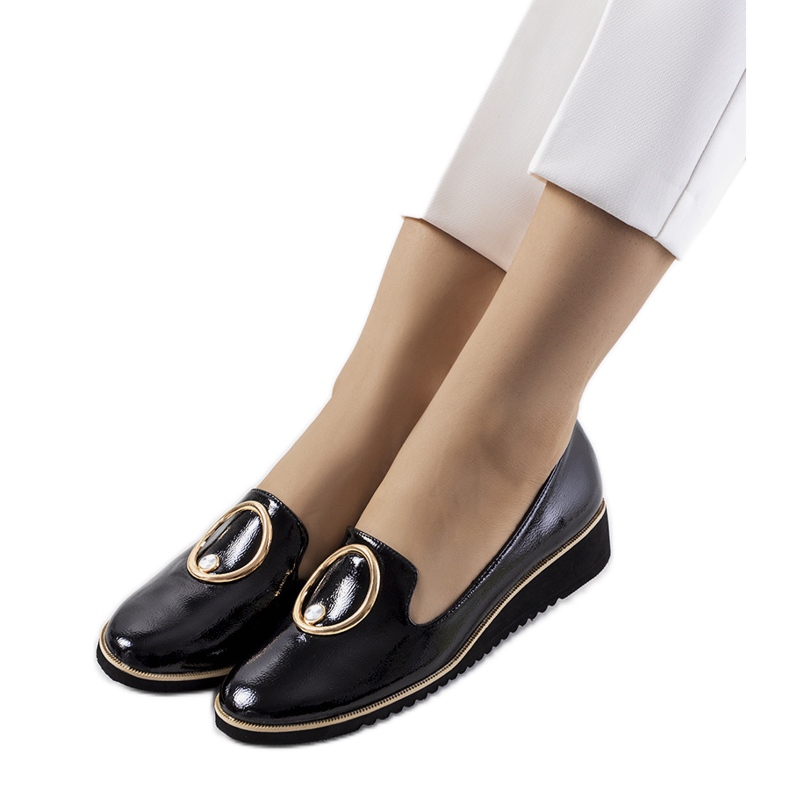 Schwarz lackierte Kadyro-Schuhe