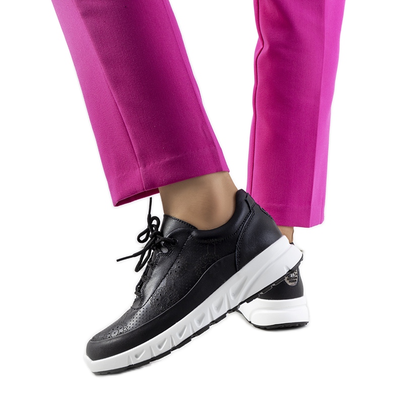 Kaypa Sneaker aus schwarzem Leder