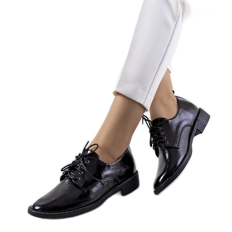 Schwarze Damenschuhe von Ricieri