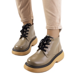 Grüne Stiefel von Redelek