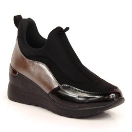 Damen Brogues auf dem Keilabsatz eVento schwarz