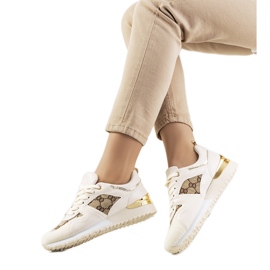 Beige Turnschuhe von Malrton