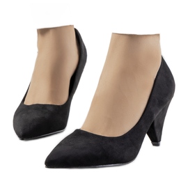 Schwarze Pumps von Beckton