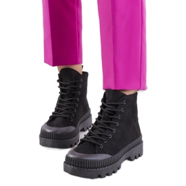 Schwarze Avenis-Turnschuhe