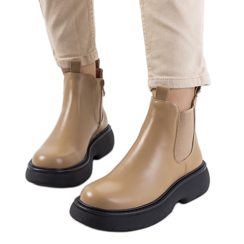 Braune Cromer-Stiefel beige