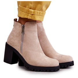 PG1 Wildlederstiefel auf High Heels mit Reißverschluss Hellbeige Sevione