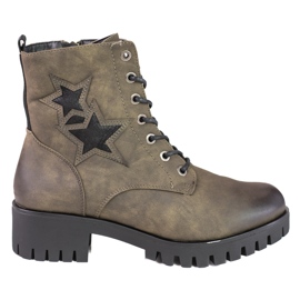 Shelovet Arbeiterinnen auf einem niedrigen Posten grün