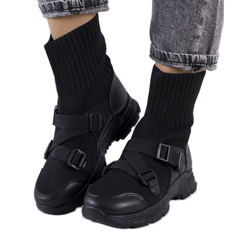 Schwarze Saker-Sneakers