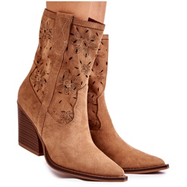 FB1 Modische Cowboystiefel aus Wildleder mit Camel Coralie Blumen braun