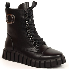 Schwarze Arbeiterinnen auf der Potocki-Plattform