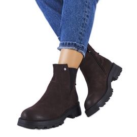 Krosstoen braune Chelsea-Stiefel