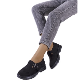 Schwarze Brogues mit Ancel-Schnalle