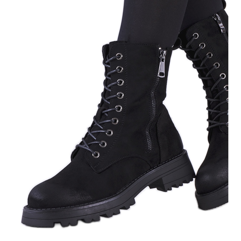 Schwarze Worcester-Trapper