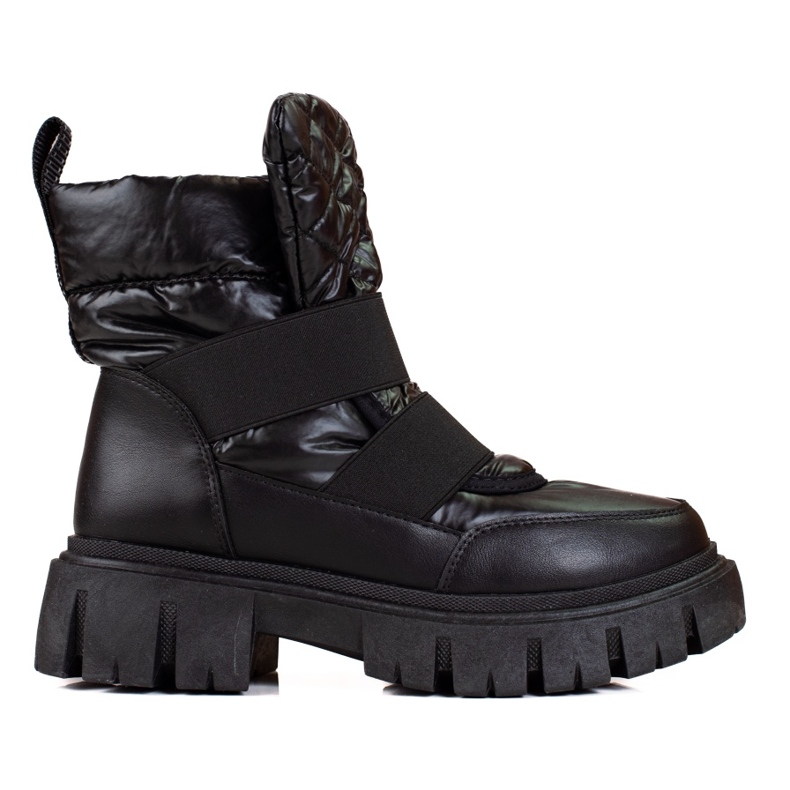 Shelovet-Schneestiefel für Damen auf einem dicken schwarzen Plateau