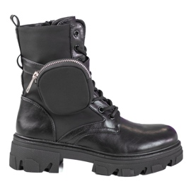 Frauen-Shelovet-Arbeiter mit einer Tasche schwarz