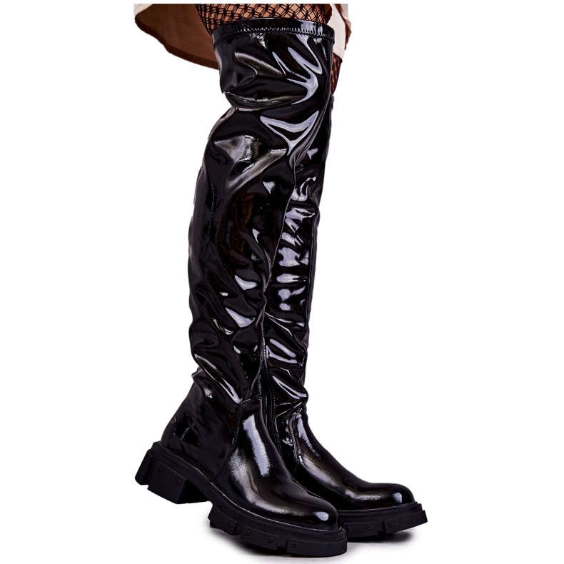 GOE Patent KK2N4023 Schwarze Stiefel über dem Knie auf einem flachen Absatz