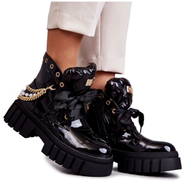 Lackierte warme Stiefel mit Kette Black Karoline schwarz