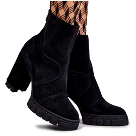 Schwarze Stiefel aus Wildleder mit Absatz Elia