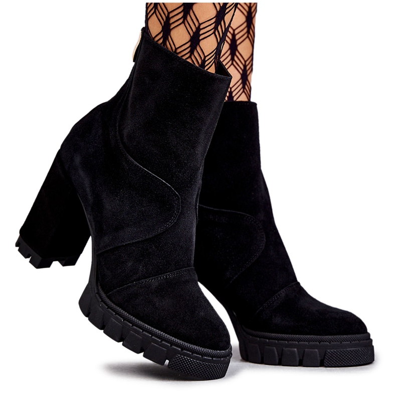 Schwarze Stiefel aus Wildleder mit Absatz Elia