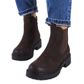 Braune Stiefel aus Öko-Wildleder von Ecrin