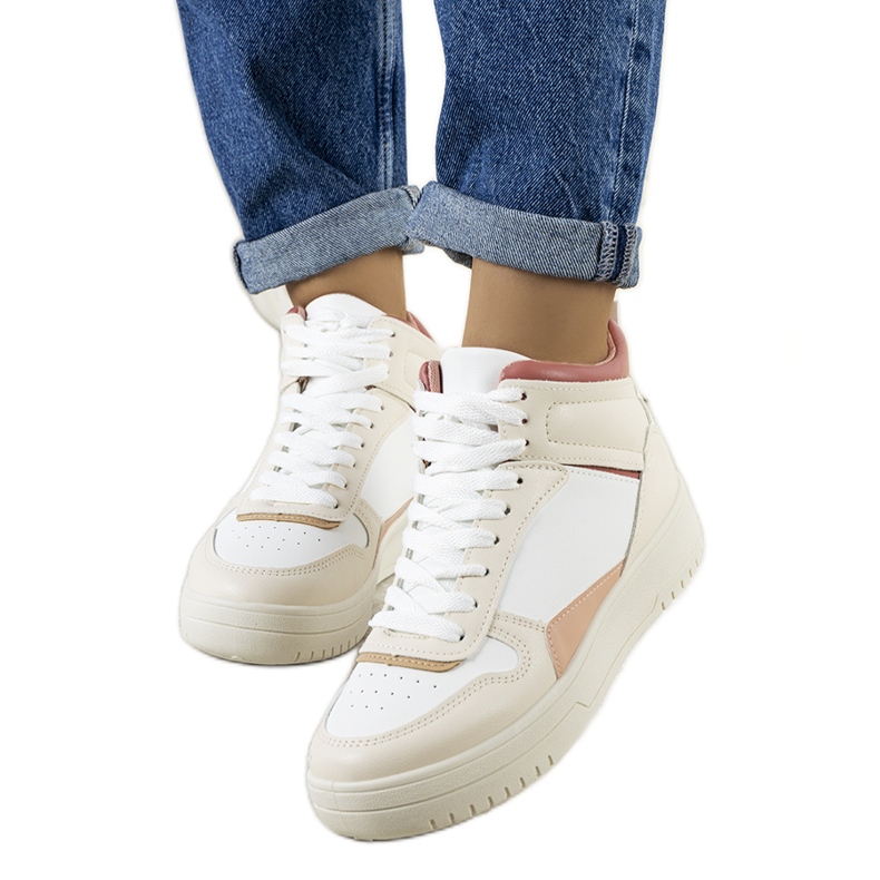 Cremefarbene Turnschuhe für den Adite-Knöchel beige