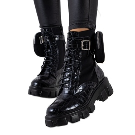 BM Schwarze Stiefel mit Beutel von Adamson