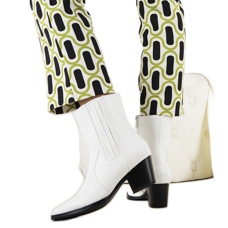 Weiße Cowboystiefel von Bento