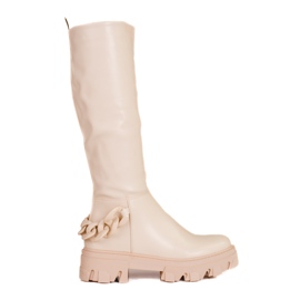 Beige Damenstiefel auf dicker Shelovet-Sohle