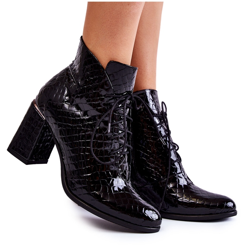 PA2 Schwarz lackierte Damenstiefel mit Absatz