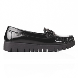 Schwarze Damenmokassins auf der Shelovet-Plattform