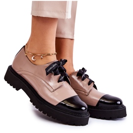 Lackierte Schnürschuhe Laura Messi 2441 Beige braun