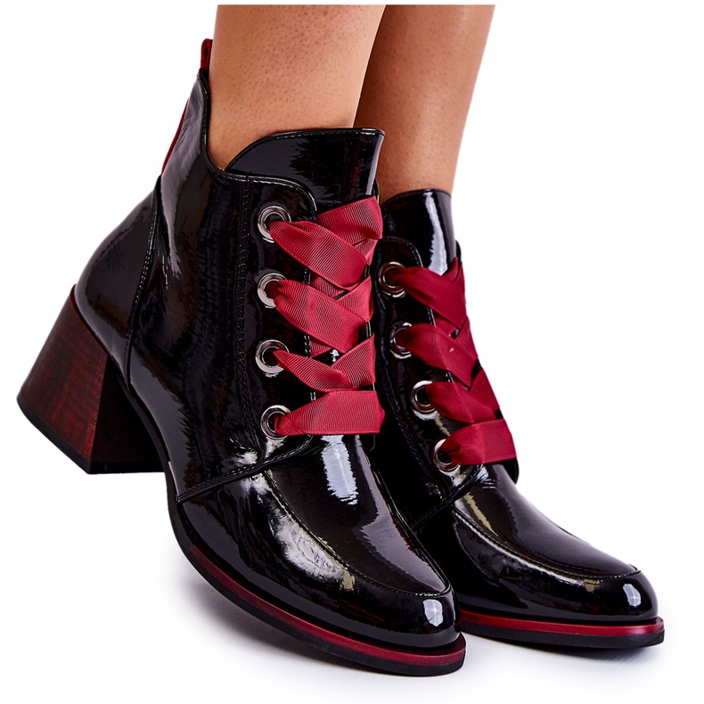 Vinceza Lackierte warme Schnürstiefel Black Tove schwarz