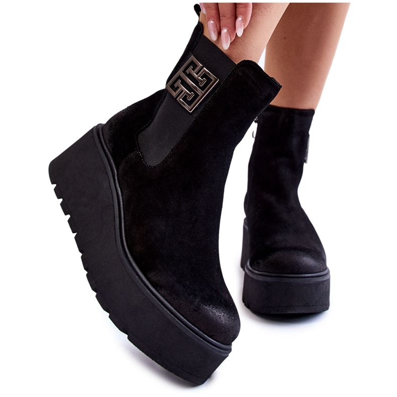 PL5 Damen-Wildlederstiefel auf der massiven schwarzen Savira-Plattform