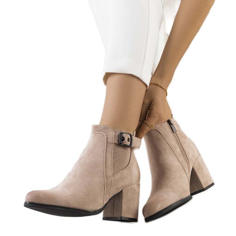 Beige Stiefeletten
