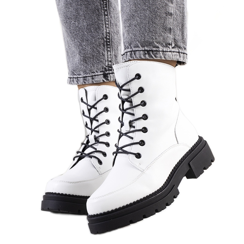 Calders weiße Fallensteller