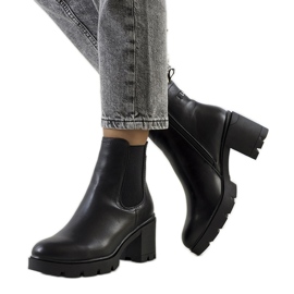 PA1 Schwarze Stiefel mit hohem Absatz von Selima