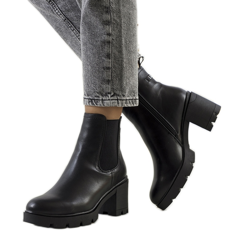 PA1 Schwarze Stiefel mit hohem Absatz von Selima