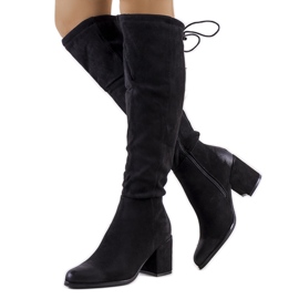 PA1 Schwarze Wildlederstiefel mit hohem Absatz von Georgie