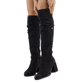 Schwarze Wildlederstiefel mit hohem Absatz von Neve
