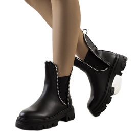 BM Schwarze Stiefel auf Traktorsohle von Fermo