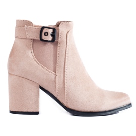 Beige Chelsea-Stiefel aus Wildleder für Damen auf dem Shelovet-Posten