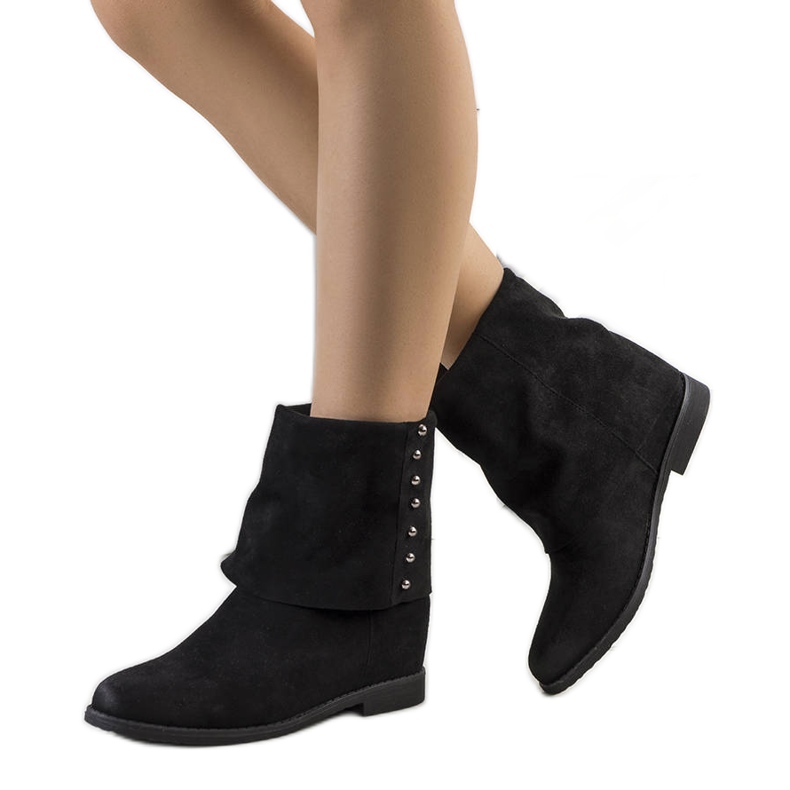 PA1 Schwarze Stiefel mit Nieten von Sullivan