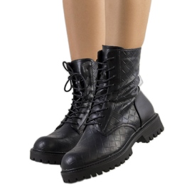 PA1 Schwarze Collado-Stiefel