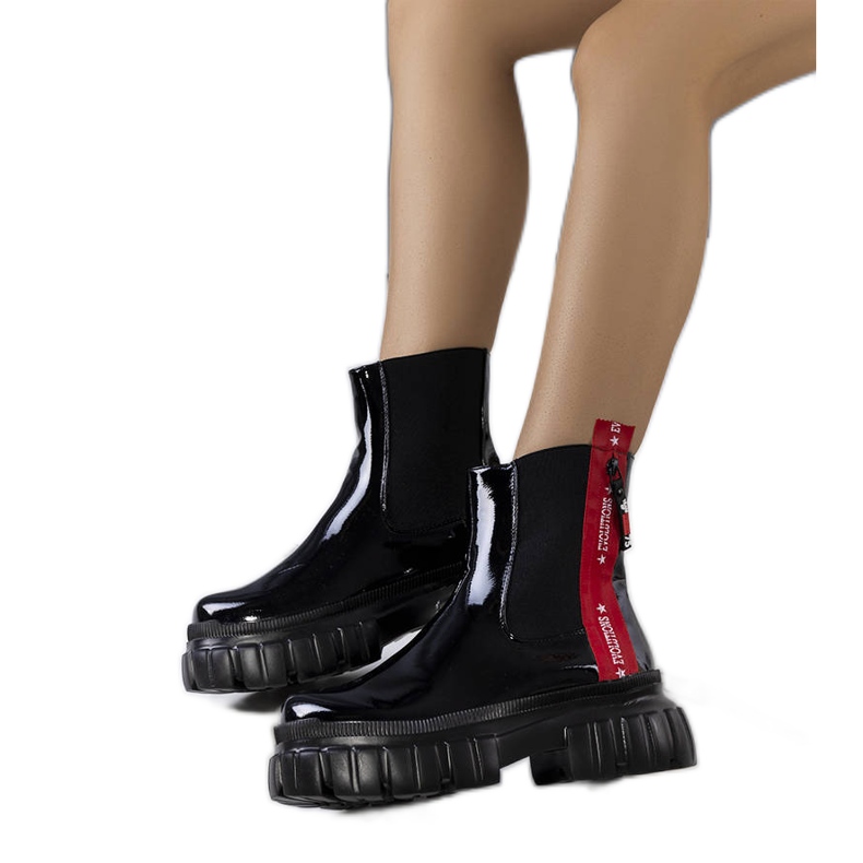 Schwarze Lackstiefel von Casta