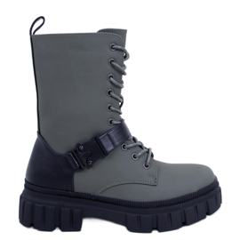 BM Flache Schnürstiefel von Kieran Green grün