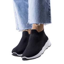 BM Knöchelhohe Turnschuhe von Roes in Schwarz