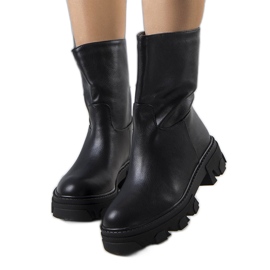 PA1 Schwarze isolierte Nasidi-Stiefel