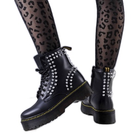 PA1 Schwarze Stiefel mit Castello-Nieten